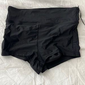 Kt. By Knix period short